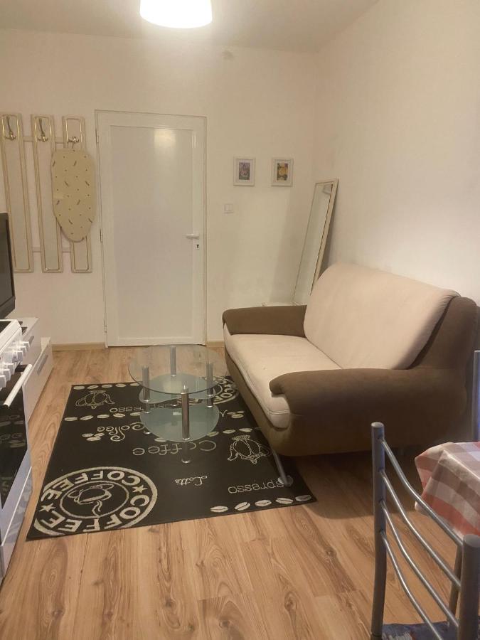 Apartment Nv ลูเธอร์ชตัดท์ ไอสเลเบน ภายนอก รูปภาพ
