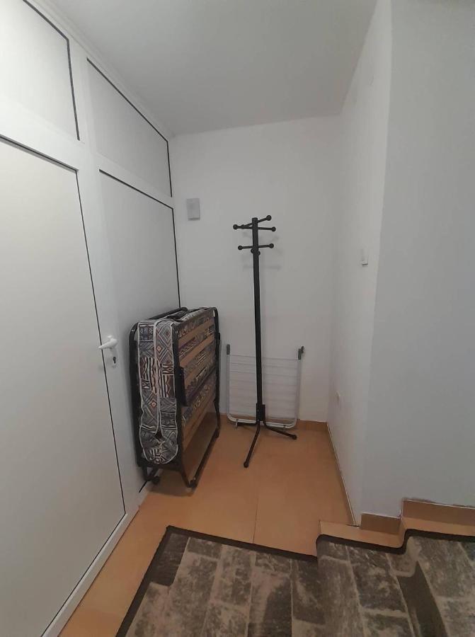 Apartment Nv ลูเธอร์ชตัดท์ ไอสเลเบน ภายนอก รูปภาพ